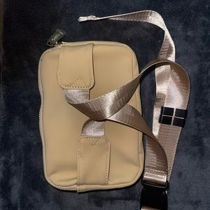ZORFIN FANNY PACK,  great condition, tan